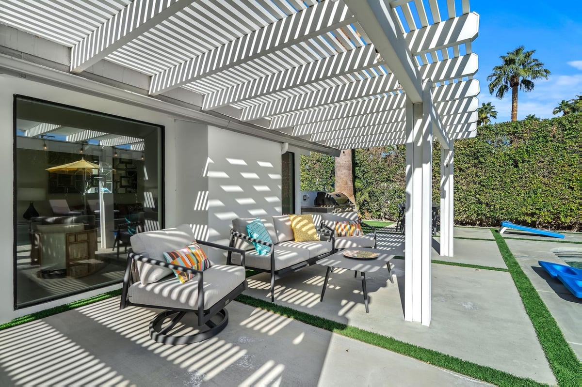 Alexander Desert Dreams