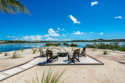 Luxury Villa Photo #5