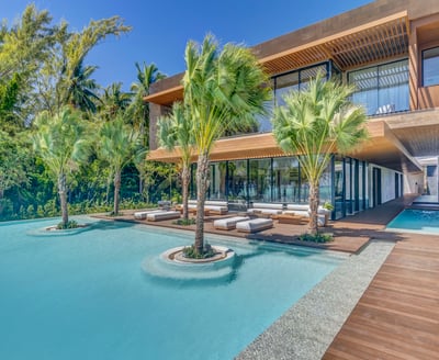 Luxury Villa Photo #5