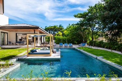 Luxury Villa Photo #5