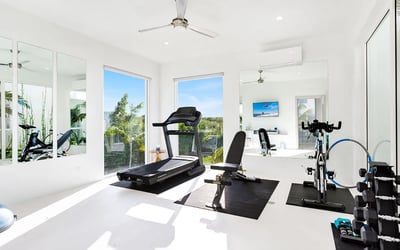 Luxury Villa Photo #30