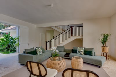 Luxury Villa Photo #13