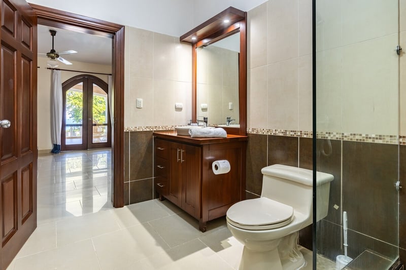 Colonial Beach Villa