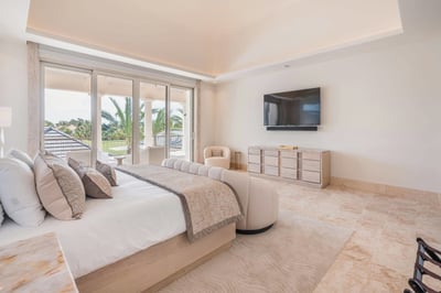 Luxury Villa Photo #59
