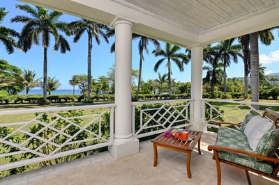 Luxury Villa Photo #3