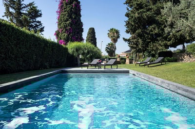 Luxury Villa Photo #6