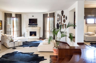 Luxury Villa Photo #19