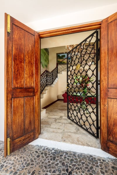 Luxury Villa Photo #10