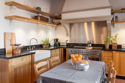 Luxury Villa Photo #15