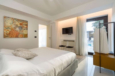 Luxury Villa Photo #52
