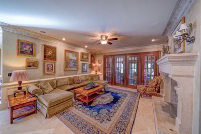 Luxury Villa Photo #9