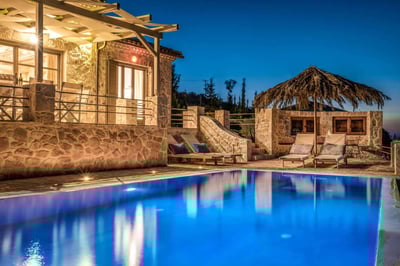 Luxury Villa Photo #2
