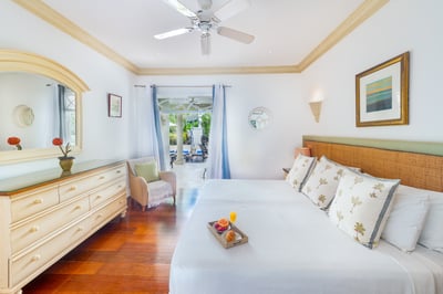 Luxury Villa Photo #13