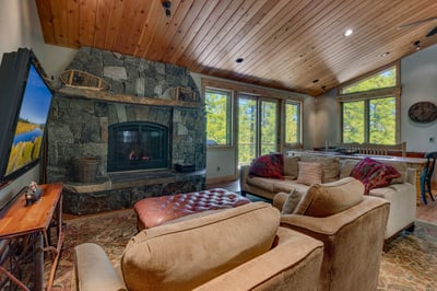 Luxury Villa Photo #3