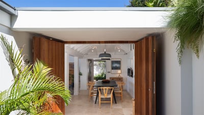 Dining Area & Kitchen