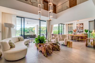 Luxury Villa Photo #7