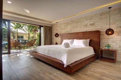 Luxury Villa Photo #23