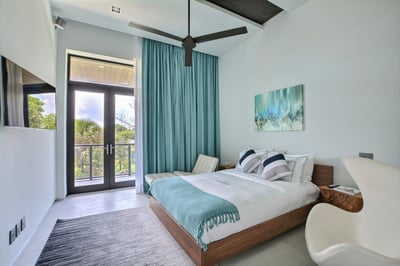 Luxury Villa Photo #52
