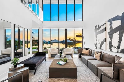 Luxury Villa Photo #10