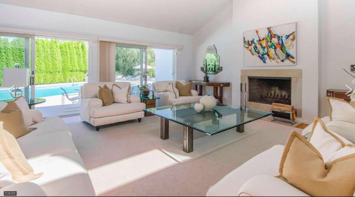 Water Mill 7 BDM Contemporary apartment rental - 11