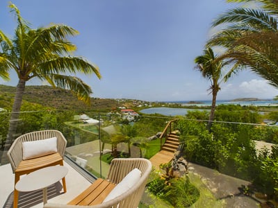 Luxury Villa Photo #2