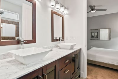 Luxury Villa Photo #26