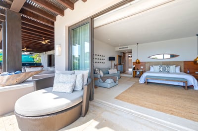 Luxury Villa Photo #44