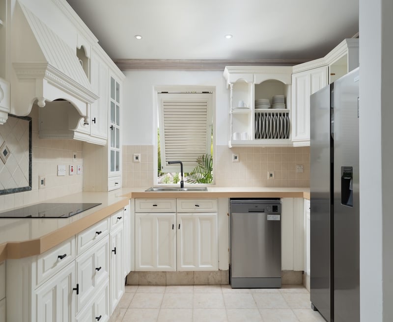 No Worries | 9 Coconut Grove