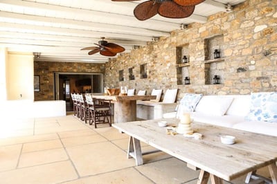 Luxury Villa Photo #6