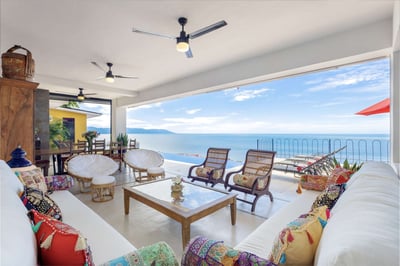 Luxury Villa Photo #14