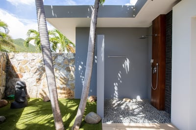 Luxury Villa Photo #20