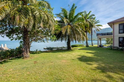 Luxury Villa Photo #7