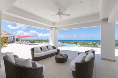 Luxury Villa Photo #11
