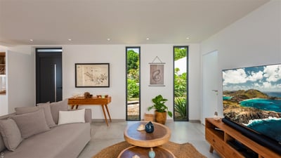 Luxury Villa Photo #16