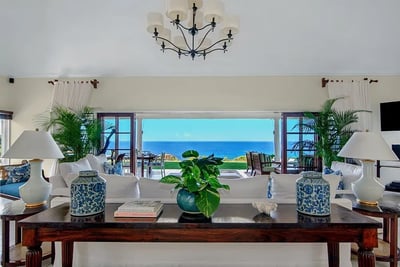 Luxury Villa Photo #11