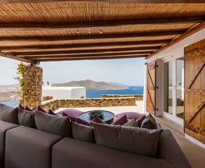 Luxury Villa Photo #17