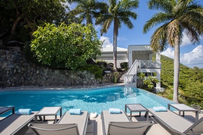 Luxury Villa Photo #5