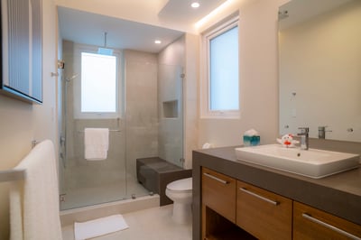 Luxury Villa Photo #40