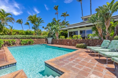 Luxury Villa Photo #3