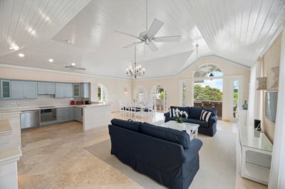 Luxury Villa Photo #7