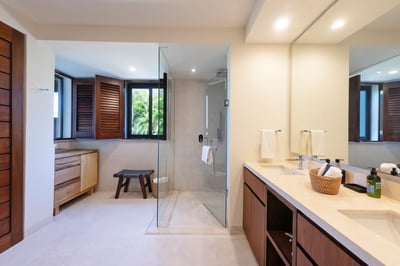 Luxury Villa Photo #64
