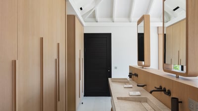 Luxury Villa Photo #38