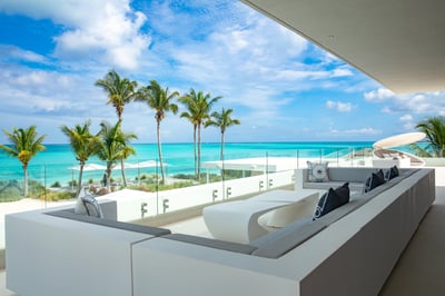 Luxury Villa Photo #22