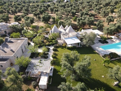 Luxury Villa Photo #36