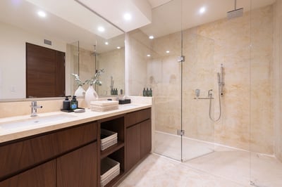 Luxury Villa Photo #35