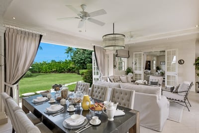 Luxury Villa Photo #5