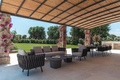 Luxury Villa Photo #16