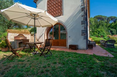 Luxury Villa Photo #4
