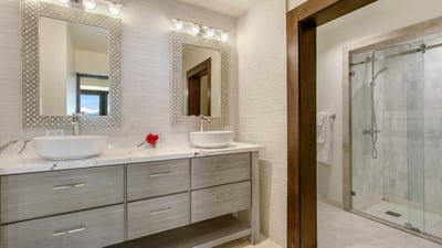 Luxury Villa Photo #46