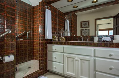 Luxury Villa Photo #17